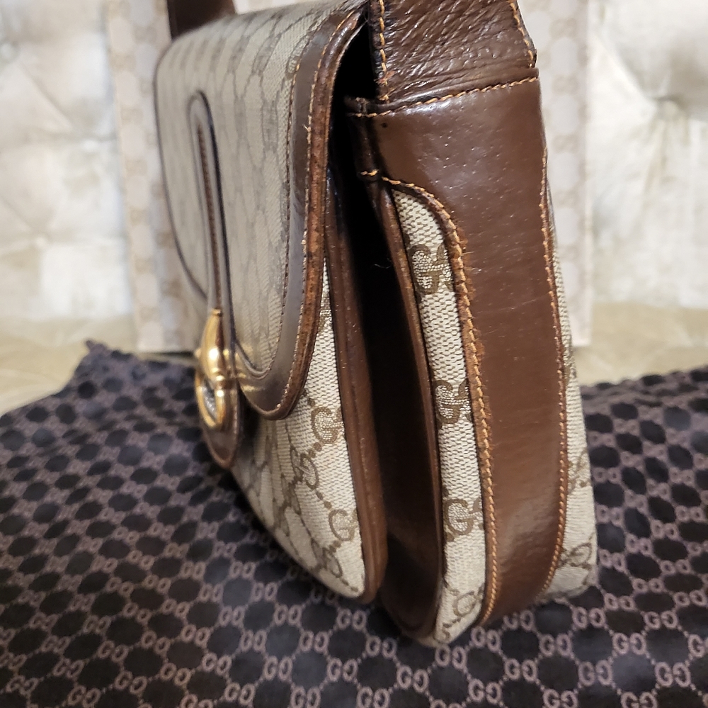 Authentic vintage late 1970's to early 80's gucci horsebit crossbody bag - Picture 7 of 15